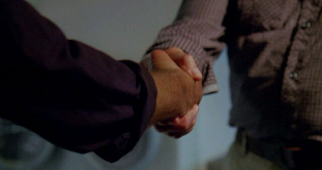 File:6x08 ShakingHands.jpg