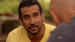 5x07-Sayid-John.jpg