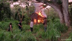 5x16-hütte-feuer.jpg