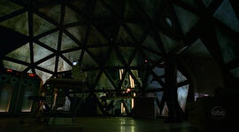 2x01-InsideTheHatch.jpg
