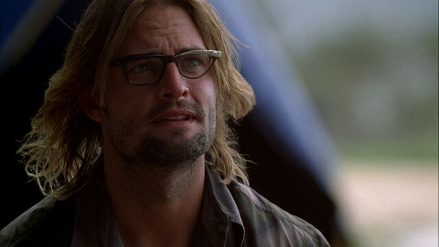 File:1X19 SawyerGlasses.jpg