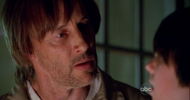 Archivo:5x10-abusive-roger.jpg