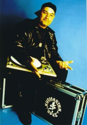 Ficheiro:417px-Derrickbulatao1.jpg