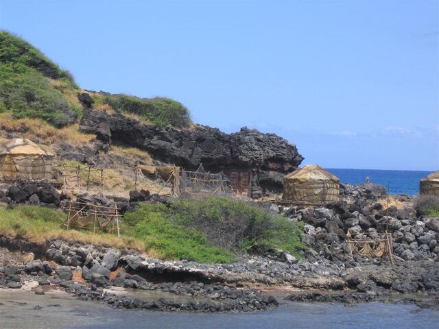 File:Tents.jpg