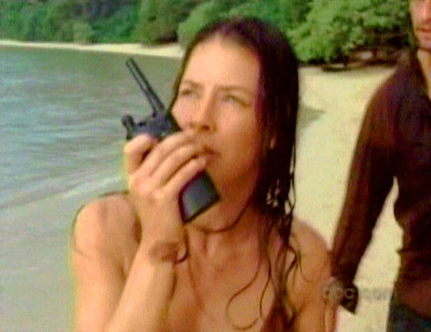 File:Lost moments kate sawyer.jpg