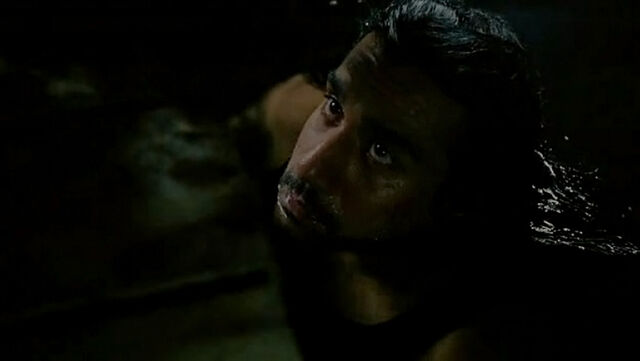 File:6X10SayidSeesPackage.jpg