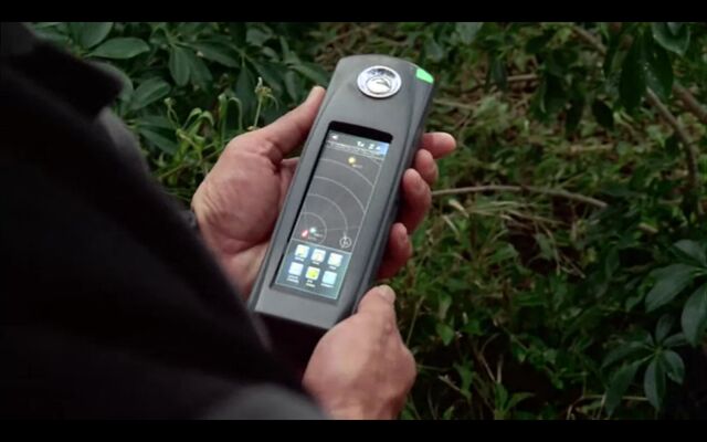 File:SatPhone5Charlotte3kmFromNaomi'sBody.jpg