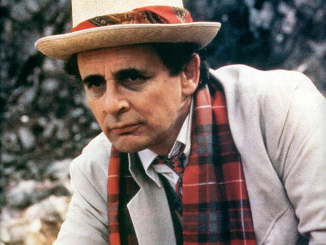 קובץ:Seventh-doctor-sylvester-mccoy-1-660x495.jpg
