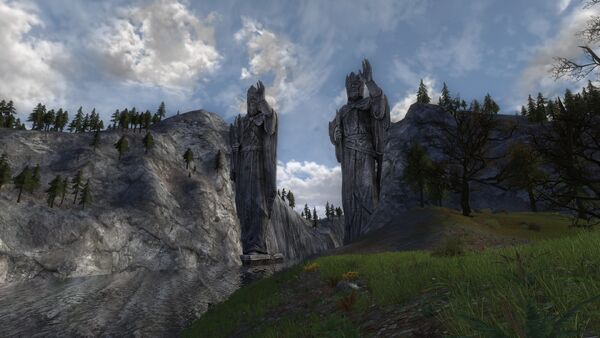 File:LOTRO - Argonath.jpg