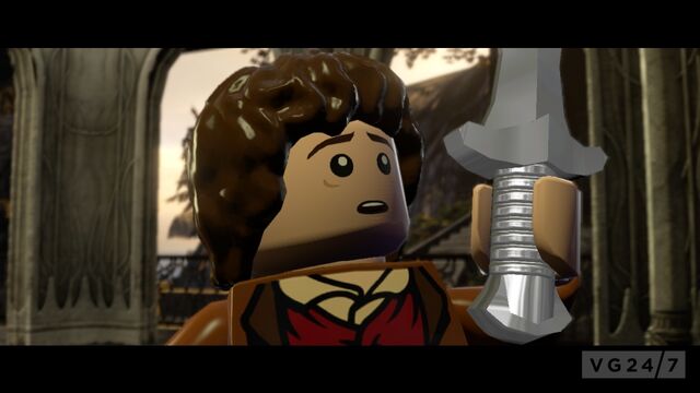 File:LLOTR-Frodo-with-Sting.jpg
