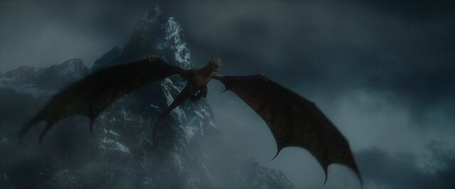File:Smaug in flight by jd1680a-d7c3vz8.jpg