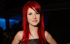 Hayley-williams-1920x1200-35618