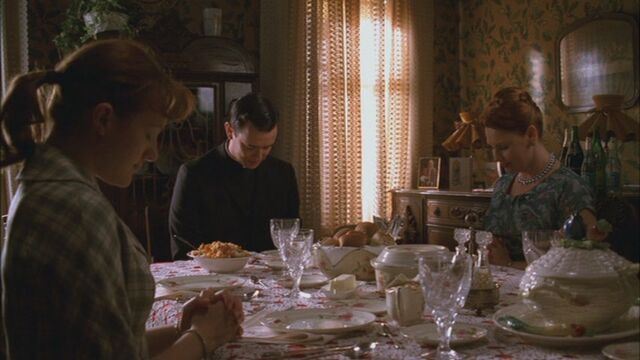 File:Three sundays.jpg