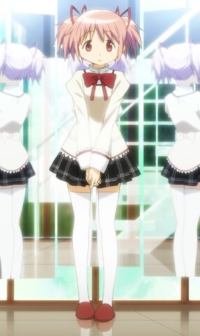Archivo:Kaname madoka complete stitch.jpg