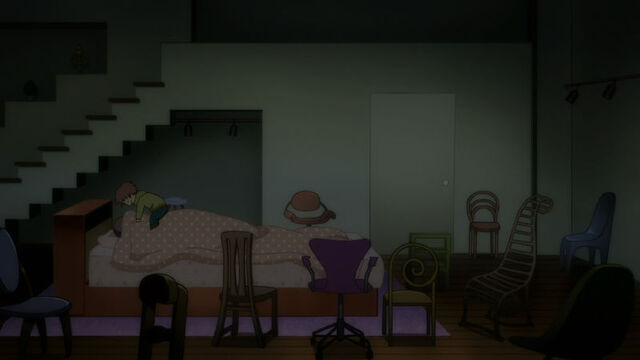 Файл:800px-E1Mom bedroom.jpg