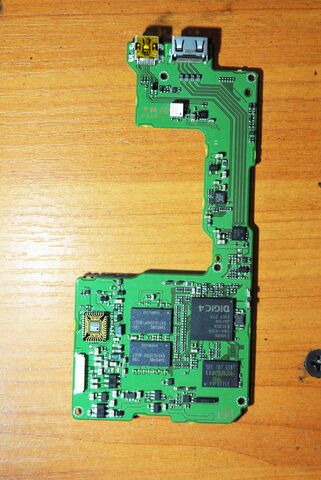 File:600D-PCB2.jpg