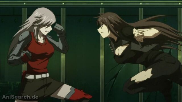 File:Momoyo vs. Takae.jpg
