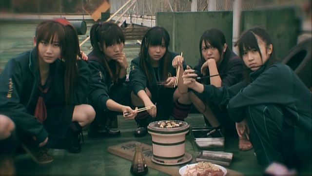 File:Vlcsnap-15941407.png