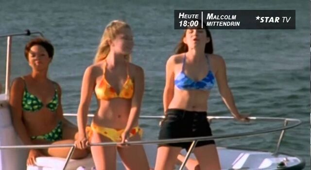 File:The three girls.jpg