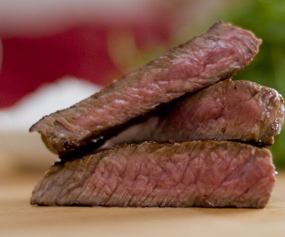 File:Medium Steak.jpg