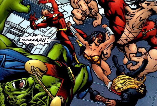 File:Wonder Woman 0167.jpg