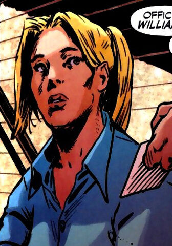 File:Chloe Roberts New Earth 001.jpg