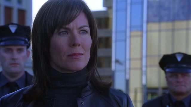 File:Maggie Sawyer Smallville.jpg