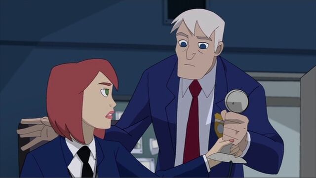 File:Stephanie Takes Microphone SSM.jpg