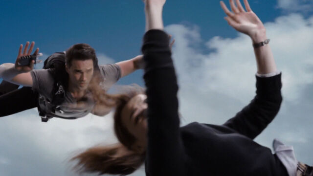 File:Grant-Ward-Simmons-Sky-Dive.jpg