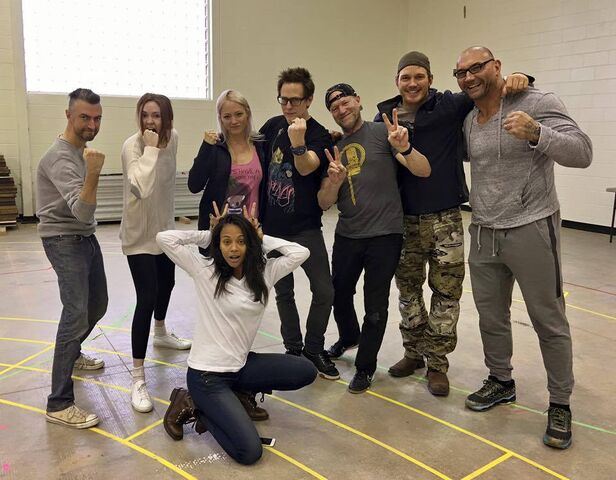 File:GuardiansVol2Crew.jpg
