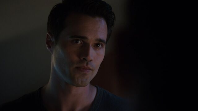 File:GWard-FamilyTalk-S1E3.jpg