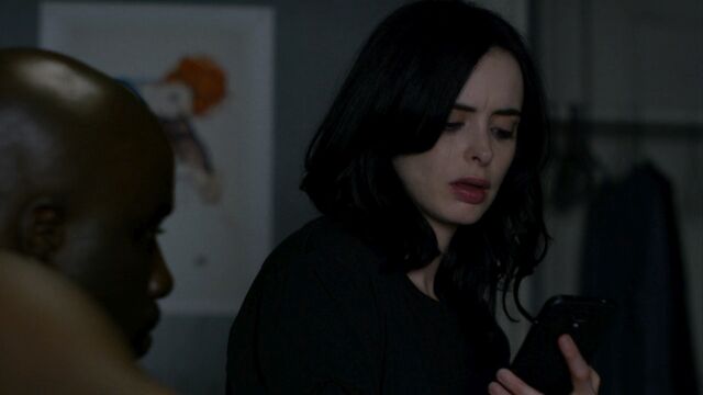 File:JessicaJones 1x06 AKAYoureAWinner 255.jpg