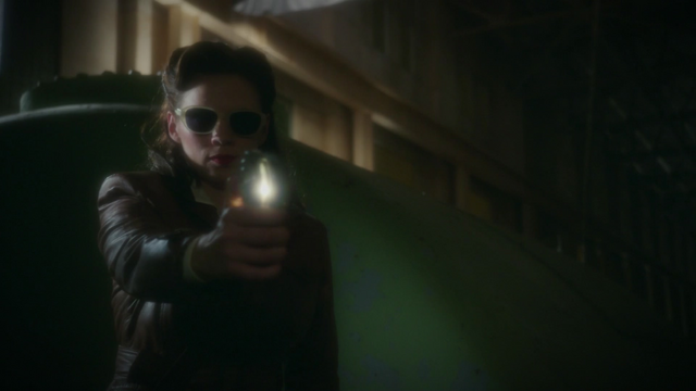 File:Peggy Stun Light.png