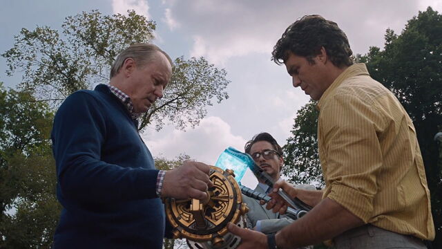File:Erik-Selvig-Banner-Stark-Tesseract.jpg