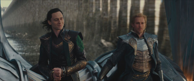 File:Loki Fandral.jpg