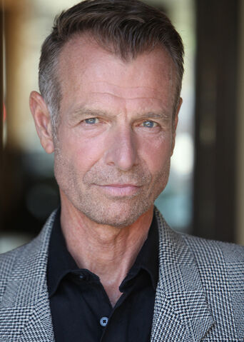 File:Gerard Sanders.jpg