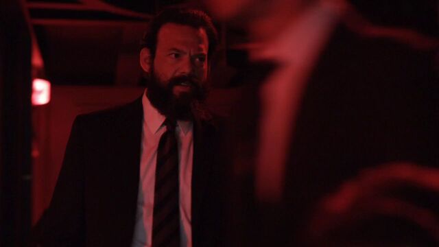 File:Oliver-Red-Light-Iliad.jpg
