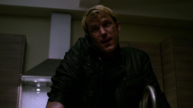 File:WillSimpson-CallsJJ-S1E11.jpg