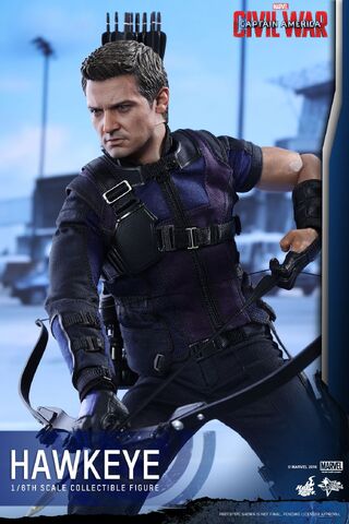 File:Hawkeye Civil War Hot Toys 15.jpg