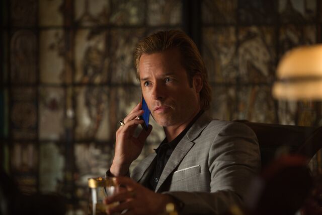 File:KillianonthePhone-IM3.jpg