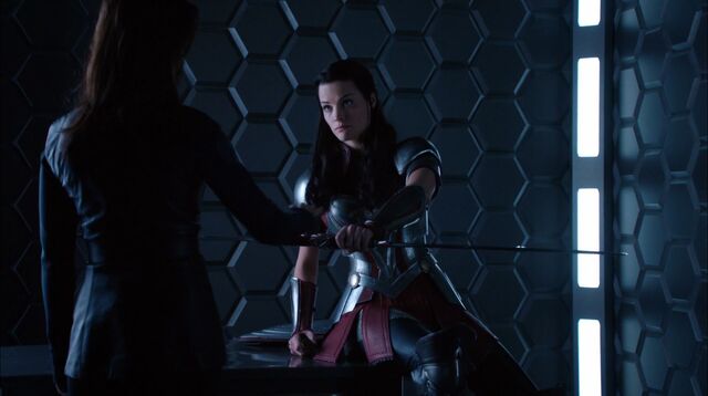 File:Sif-hands-May-her-sword.jpg