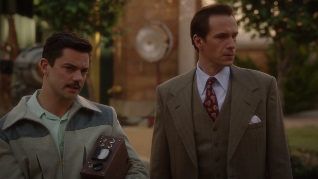 File:Stark & Jarvis (2x10).png