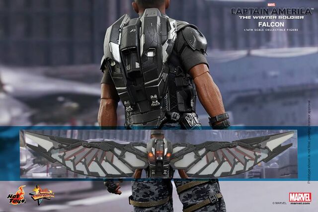 File:Falcon Hot Toy 7.jpg