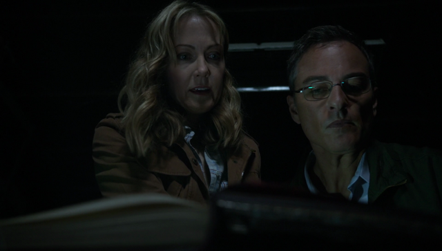 File:Bauer-discouvery-darkhold-lockup.png