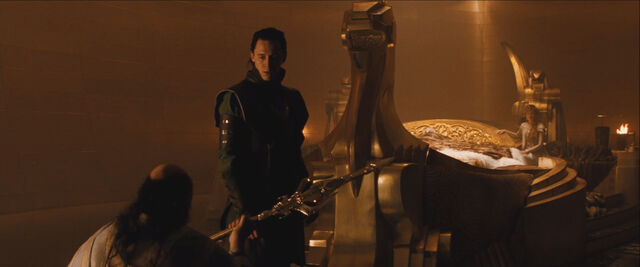 File:Thordeletedscenes088.jpg