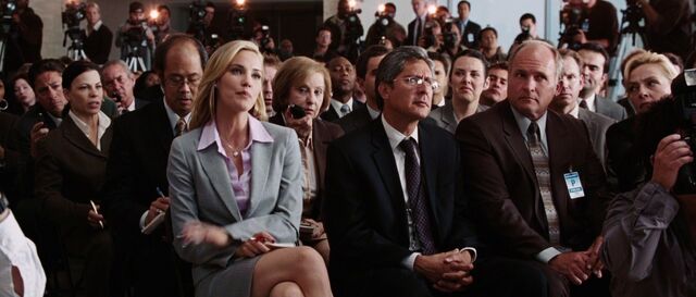 File:Christine-Everhart-Press.jpg