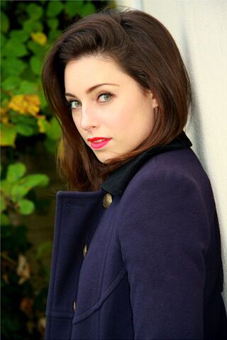 File:Danielle Kelly.jpg