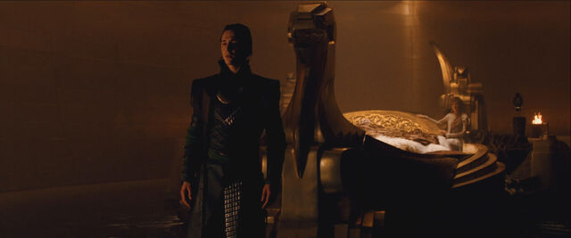 File:Thordeletedscenes079.jpg