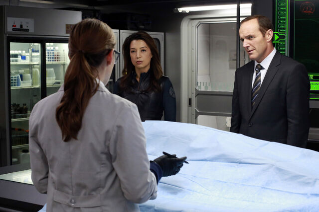 File:Jemma melinda phil ep.7.jpg