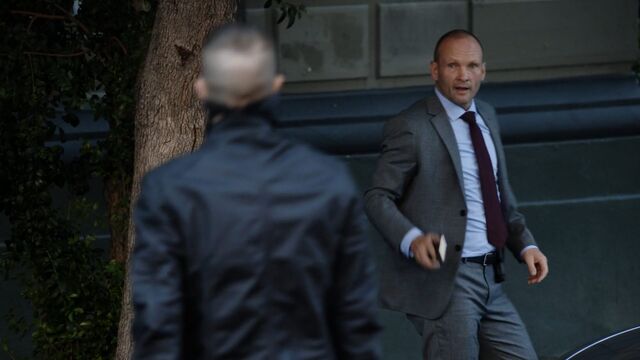 File:Banks-shot-by-Hunter-surprise.jpg